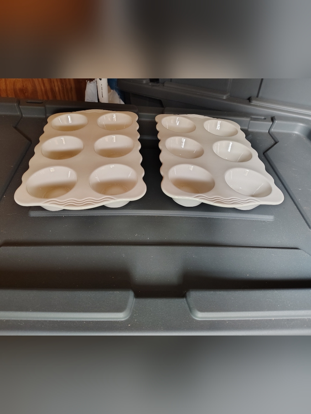 Ceramic 6-Cup Muffin Tray - White Set Of 2